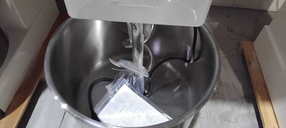 Amassadeira Espiral 30L - NOVA