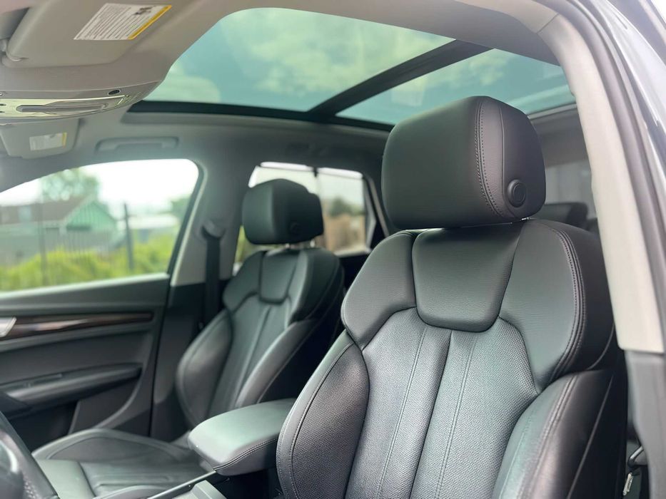 Audi Q5      2020