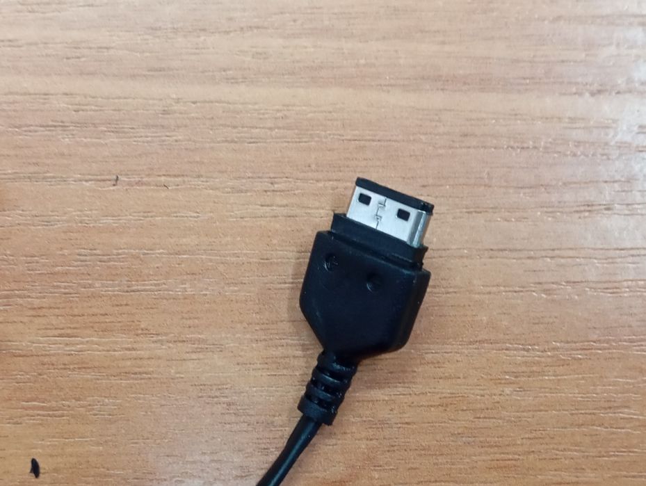 Зарядка к Самсунг D880