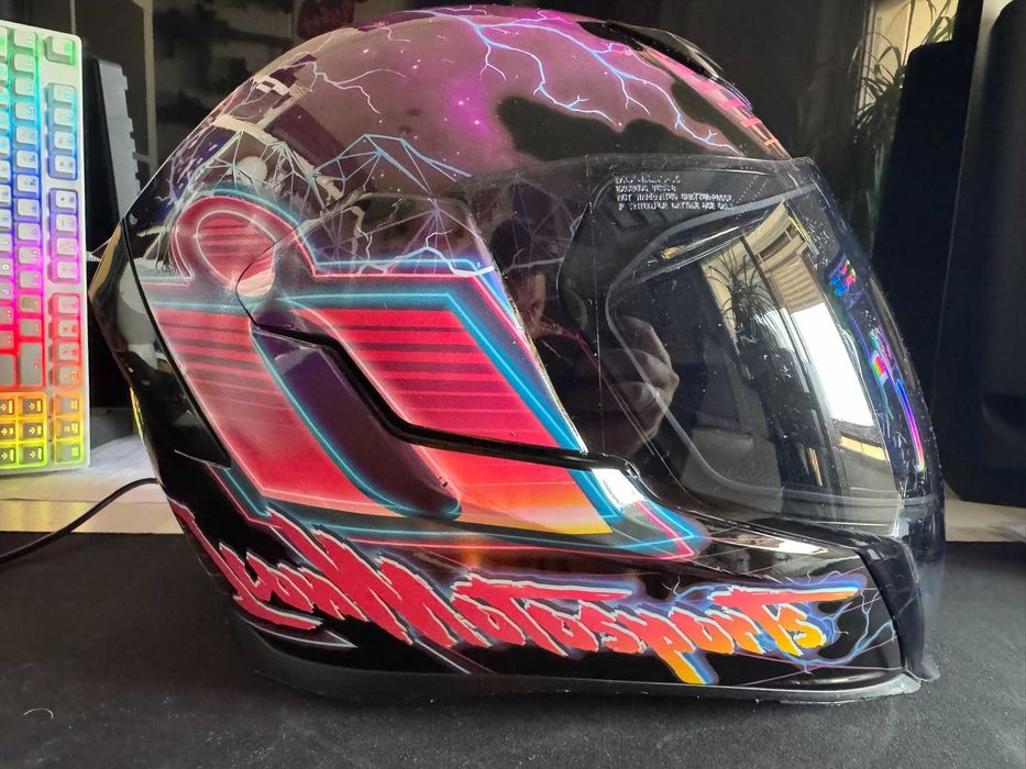 Capacete Icon Airflite Synthwave