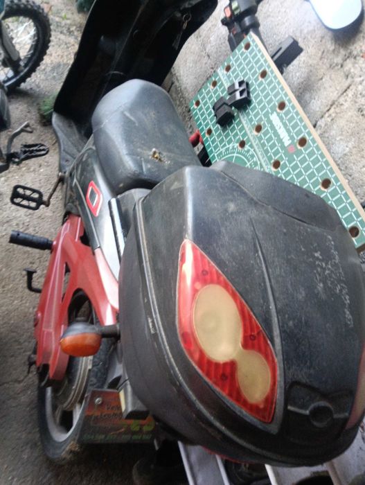 Mota elétrica com bateria nova