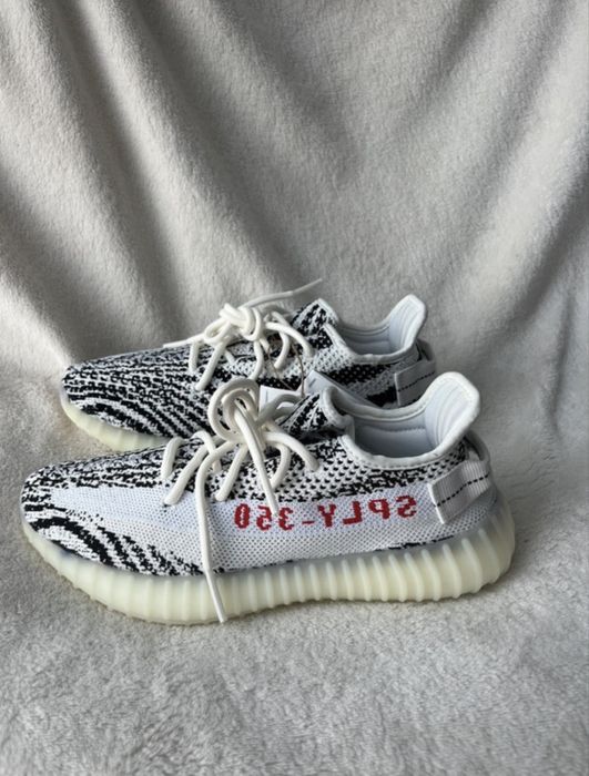 Adidas Yeezy 350V2 Zebra