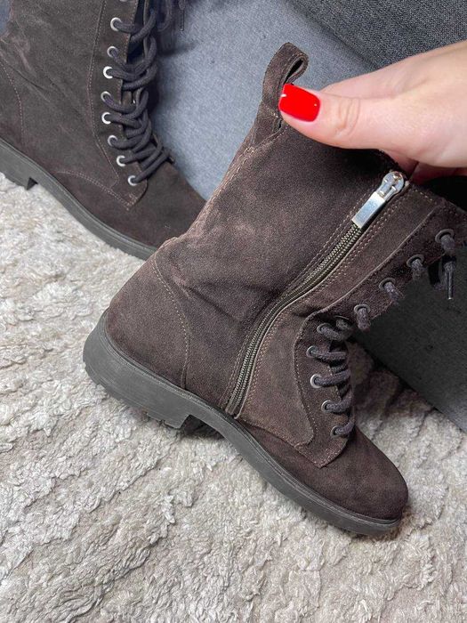 Жіночі черевики Clarks