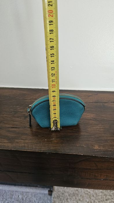 Carteira bolsa pequena em pele