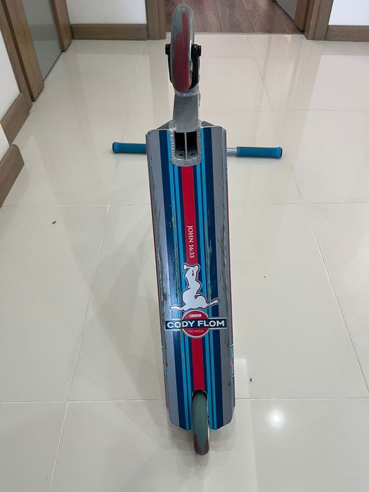 Hulajnoga lucky cody flom