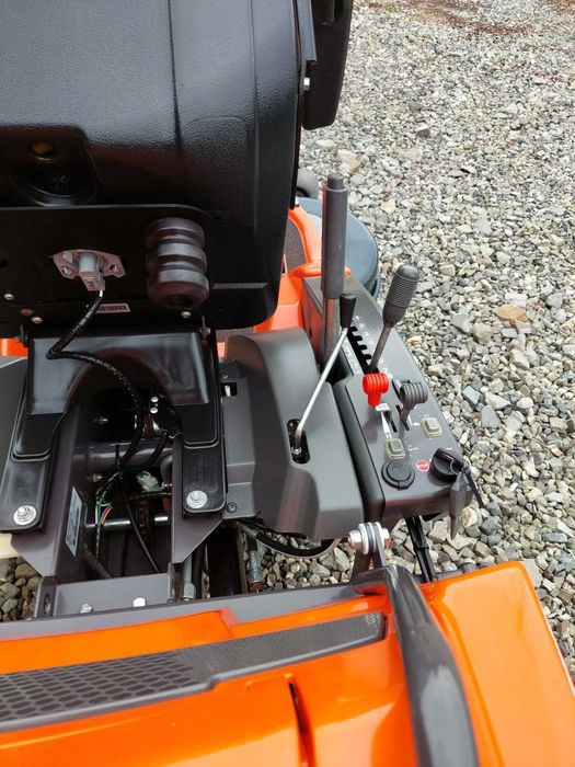 Traktorek kosiarka Husqvarna R422Ts AWD super stan