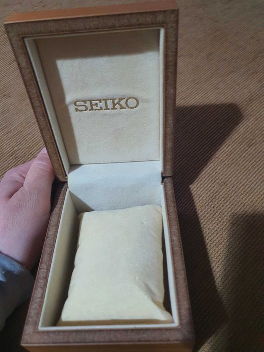 Caixa em madeira relógio Seiko