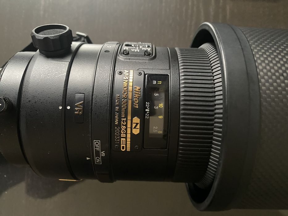 Nikon 300 2.8 VR iI
