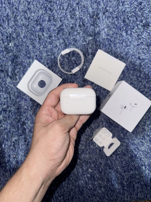 AirPods Pro 2 Like New64550993061891121
