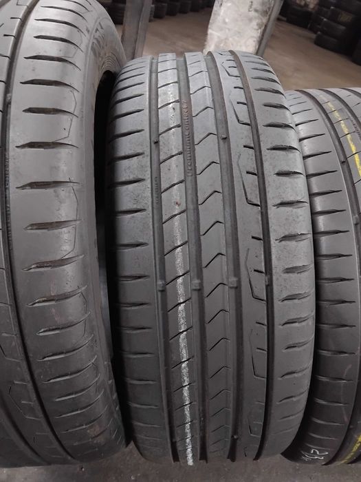 Шини бу 215/55 R17 Continental Premium Contact 7 Комплект Літо