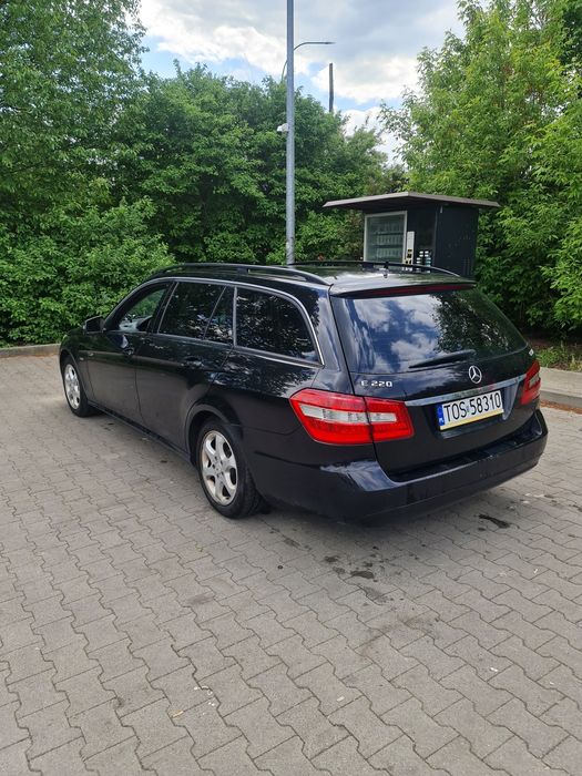 Mercedes Klasa E w212 uszkodzony