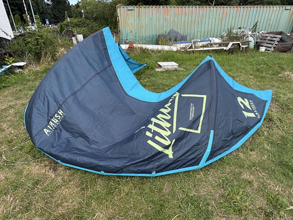 Zestaw latawce 12m 10m i bar, Airush Lithium
