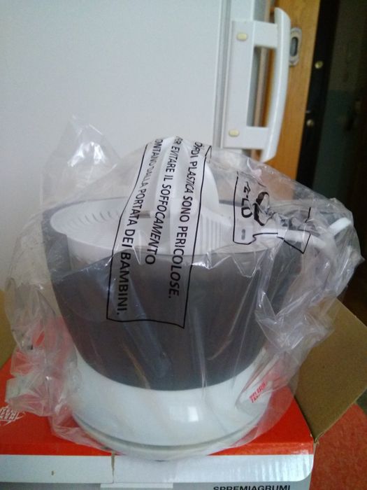 Соковижималка для цитрусових