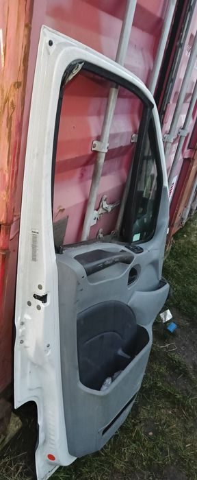Drzwi lewe przod iveco daily 2009r - lewe