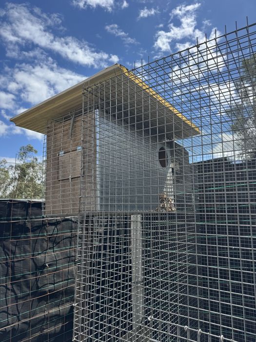 Gaiola / Viveiro para Araras e Papagaios