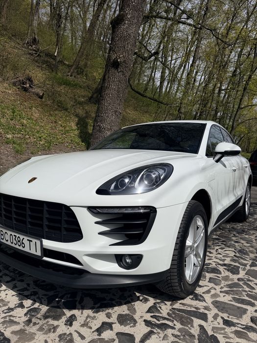 Продаж  Porsche Macan 2018 • 2.0 Turbo