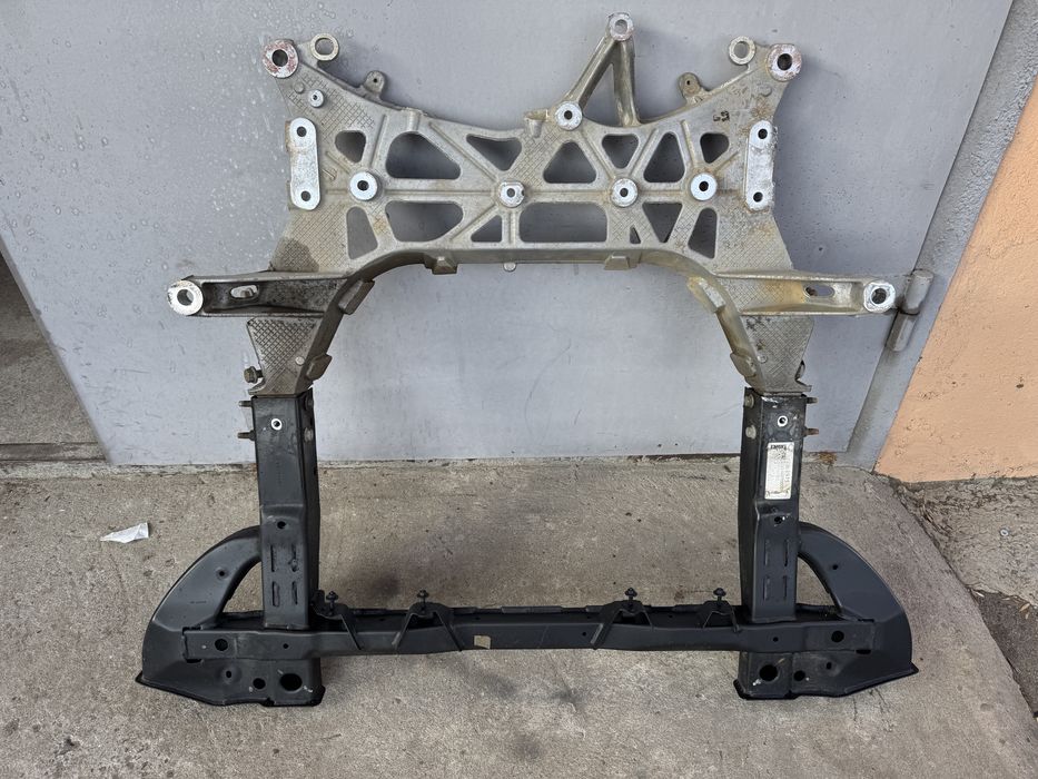 Подрамник передний Chevrolet Bolt 2017-2021