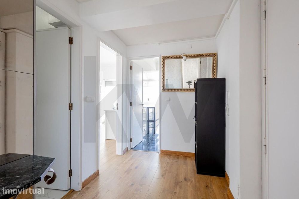 Apartamento T2 com Terraço e Vista Mar | Santo António da Caparica