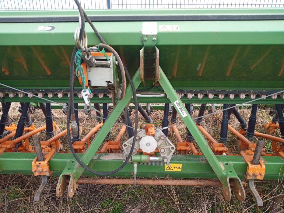 Siewnik amozone D9-30