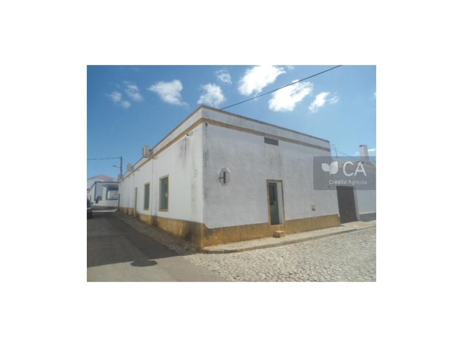 Espaço Comercial — Montoito, Évora