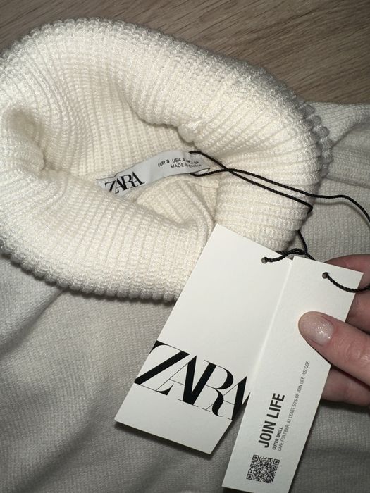 Светер Zara жіночій