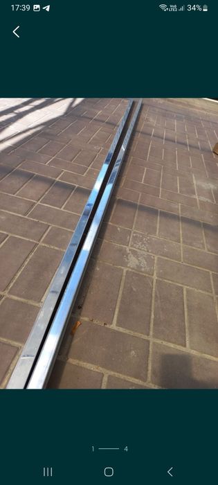 Алюмінієві карнизи