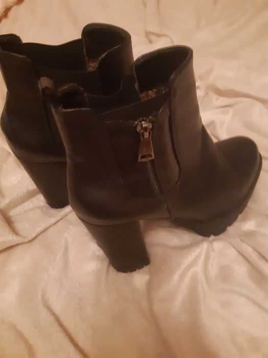 Botki na platformie czarne