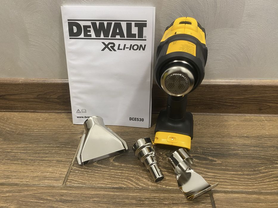 Будівельний фен DeWalt DCE530