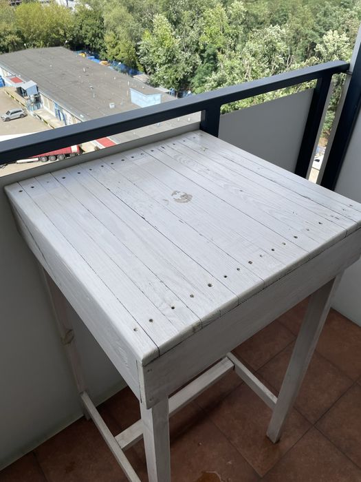 Stolik barowy zewnętrzny na balkon lub taras