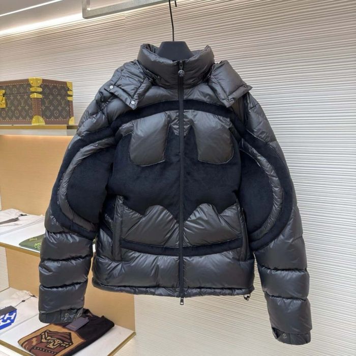 Moncler Solander Batman Down Jacket,монклер в колоборації з - Main Image