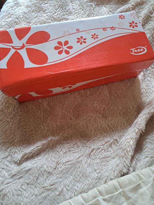 Sprzedam sandały nowe damskie roz.37