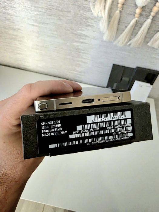 Samsung S25 Ultra - 12/256, 6.9", Глобал, 2 сім+Есім/ чек та гарантія!