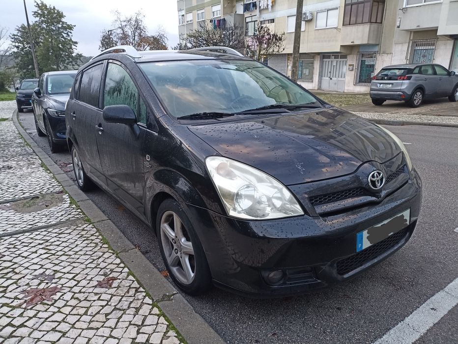 Toyota Corolla Verso 7 lugares 177 cv