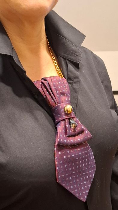 Krawatka, naszyjnik prezent na Dzień Kobiet, na Dzień Babci