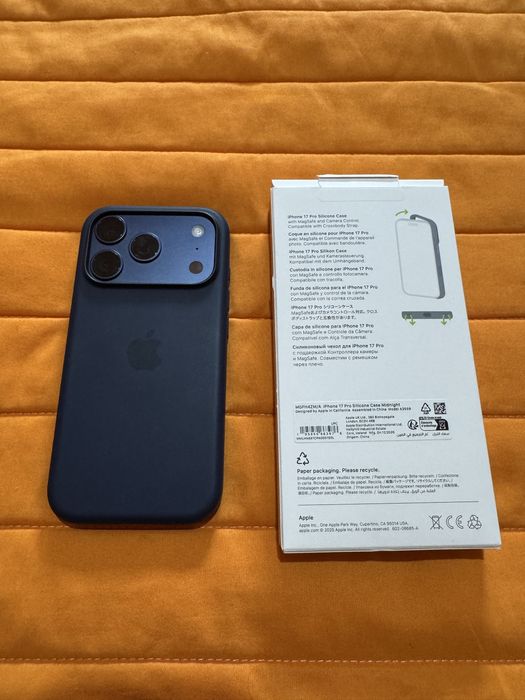 Capa Silicone Original Apple iPhone 17 Pro