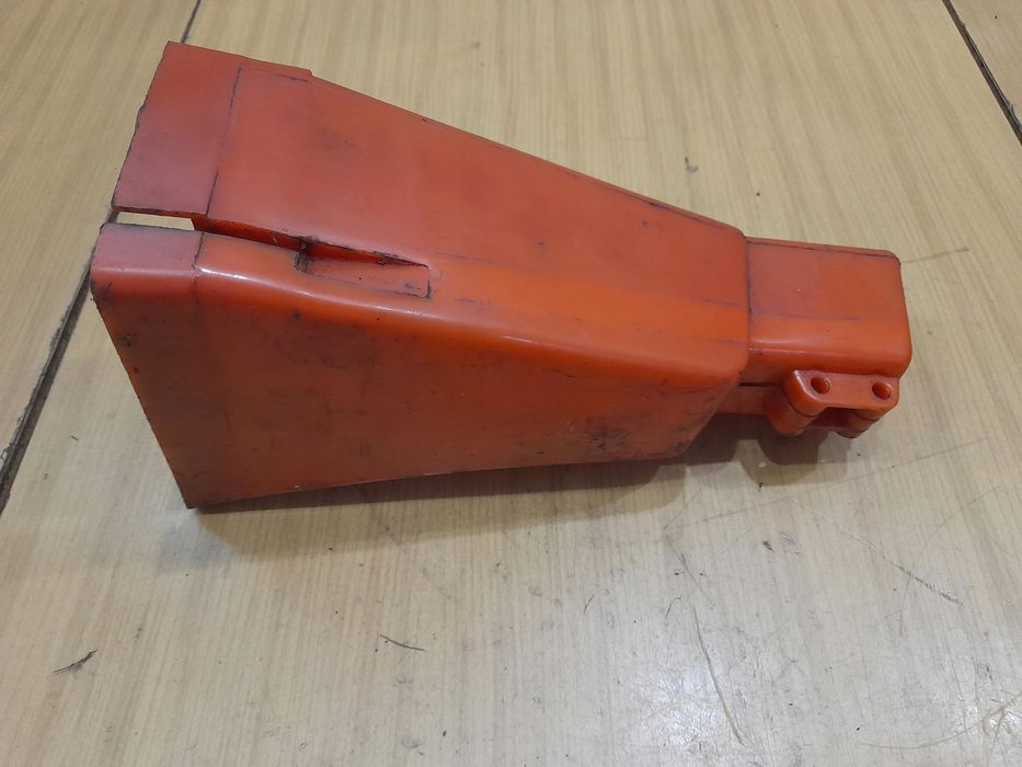 Husqvarna 240R Zbiornik Paliwa Bak