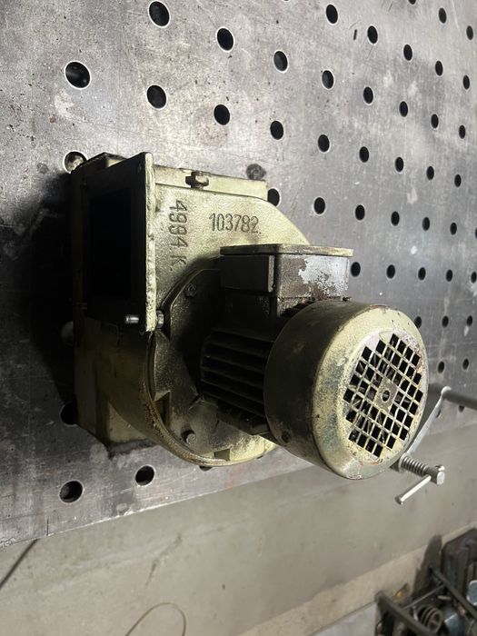 Dmuchawa wentylator nadmuch  piec