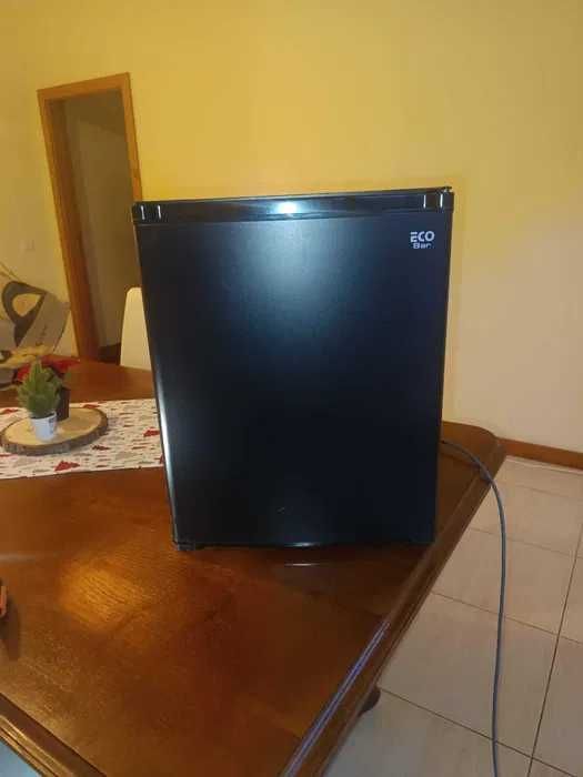 Frigorífico Minibar EcoBar 30L - Silencioso (0 dB) Como NOVO