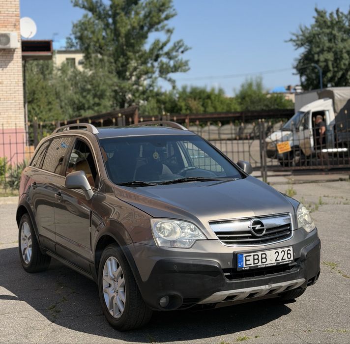 Opel Antara 2.0 дизель 2008Год