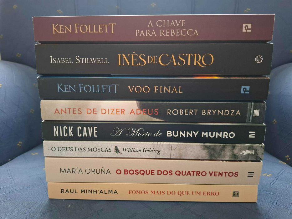 Vários livros, vários autores