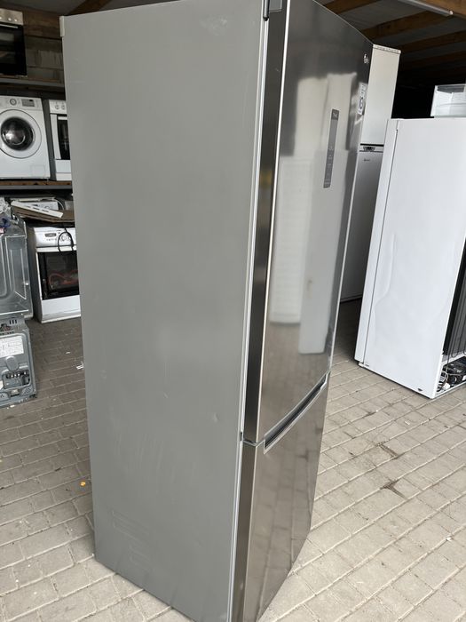 Холодильник LG No frost Вис 185 см Шир 60 см.Стан ідеальний.