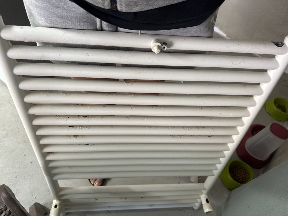 Aquecedor electrico de toalhas de casa de banho