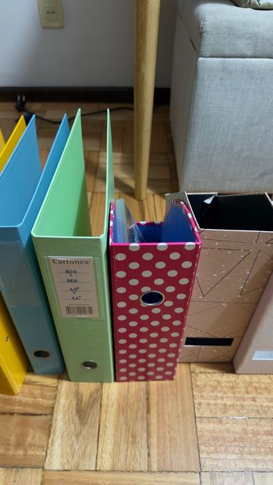 Capas de argola e organizadores de arquivos