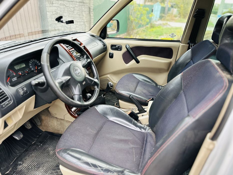 Продам Nissan Terrano 2.7 Dizel 4х4 в хорошем состоянии