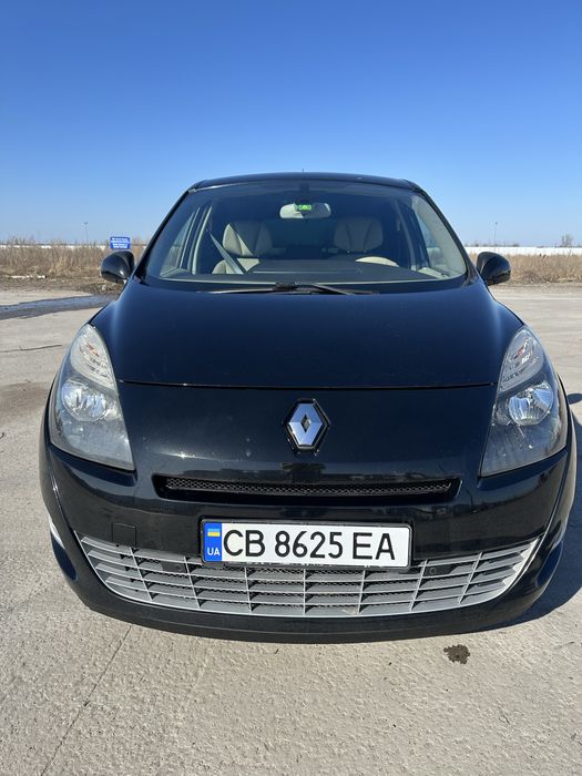 Renault Grand Scenic 2.0 дизель