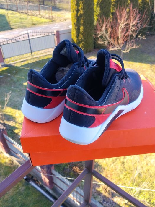 Кросівки NAKE !!!