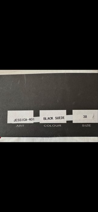 Botas pretas camurça com franjas