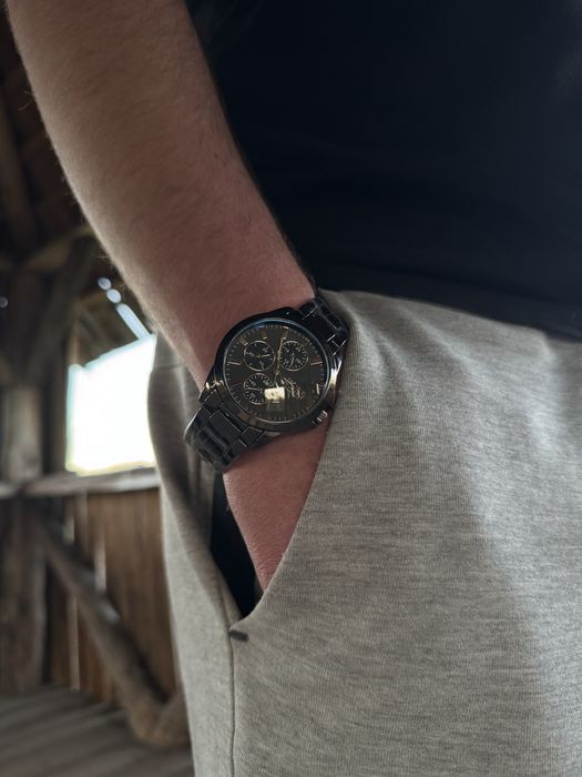 Елегантний годинник Hugo Boss, чорний та сірий варіант