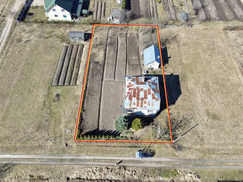 Продається просторий цегляний будинок поруч з м.Дрогобич