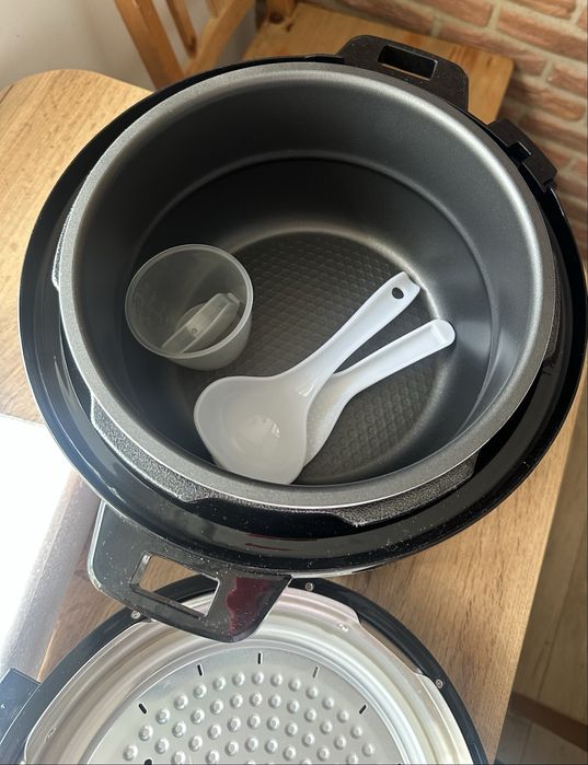 Мультиварка Rotex REPC57-B